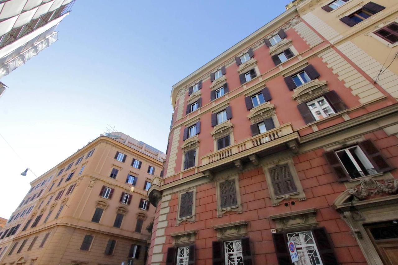 Roman Holiday Colosseo Exterior photo